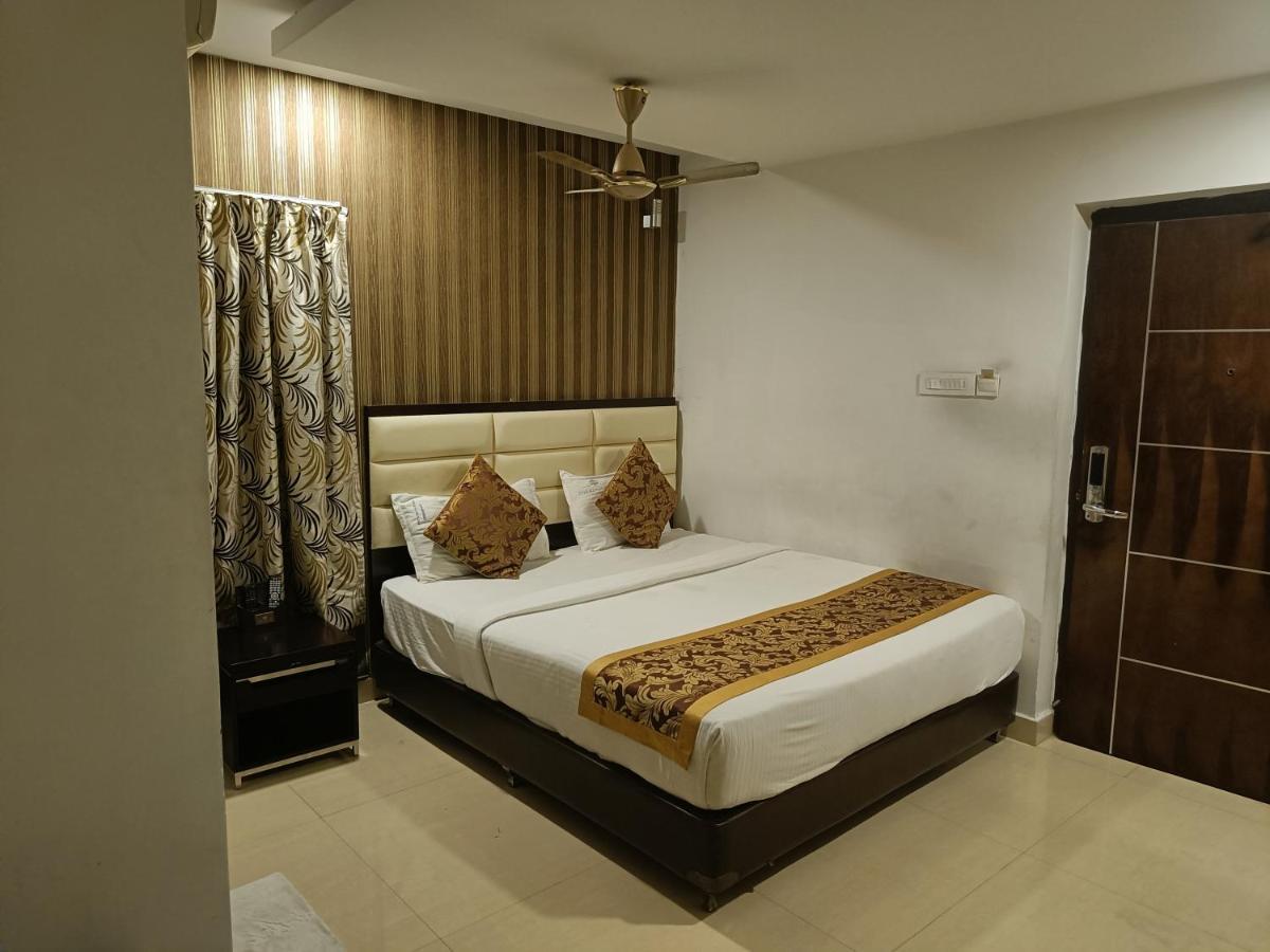 Hotel The Kings Park Residency Chennai Exterior foto